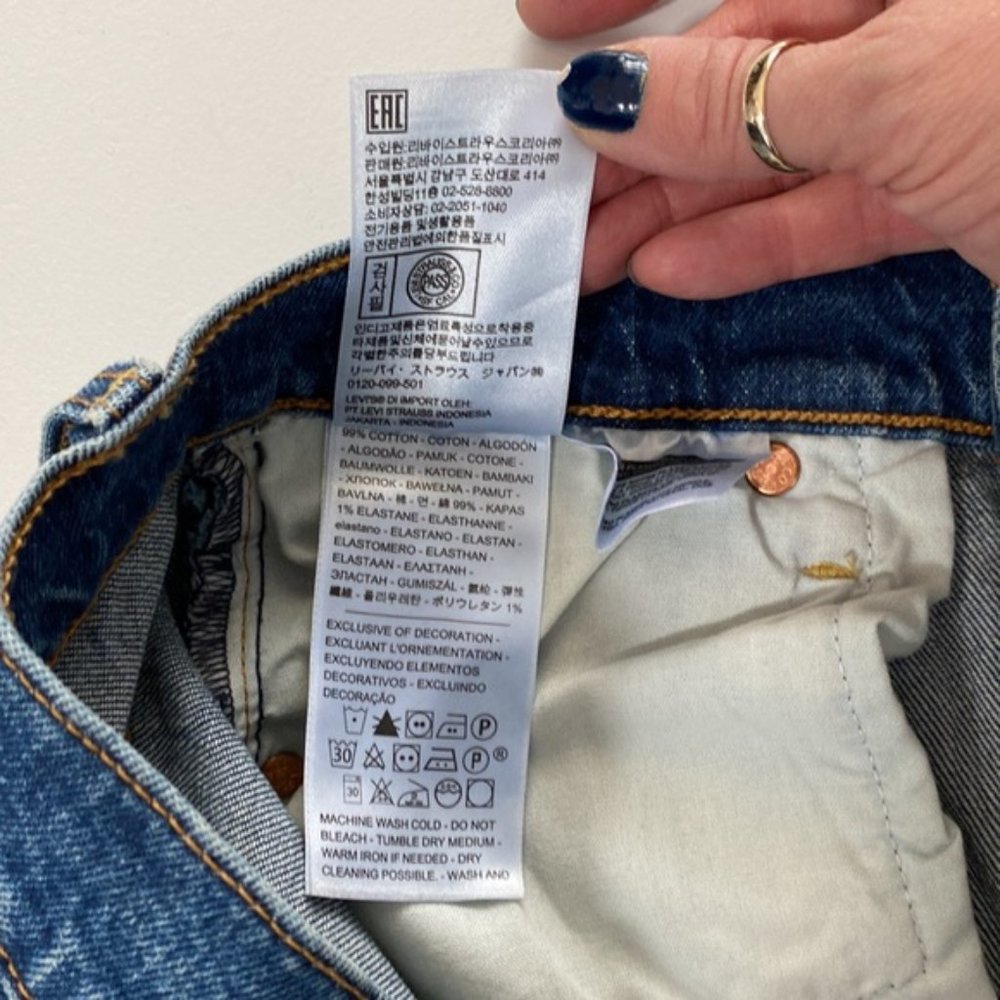 ❗️SOLD❗️Levi’s Ribcage Striaght Jeans Size 26 - Picture 10 of 12